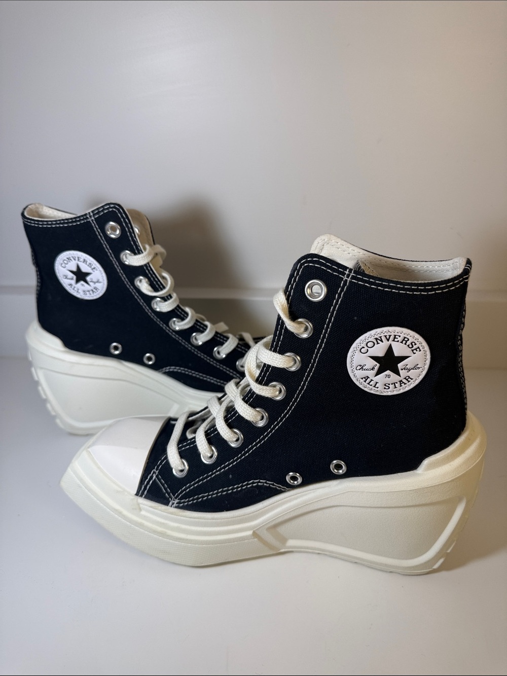 Converse All Stars Chuck Taylor 70 De Luxe Wedge Hi Sneakers - Size 6